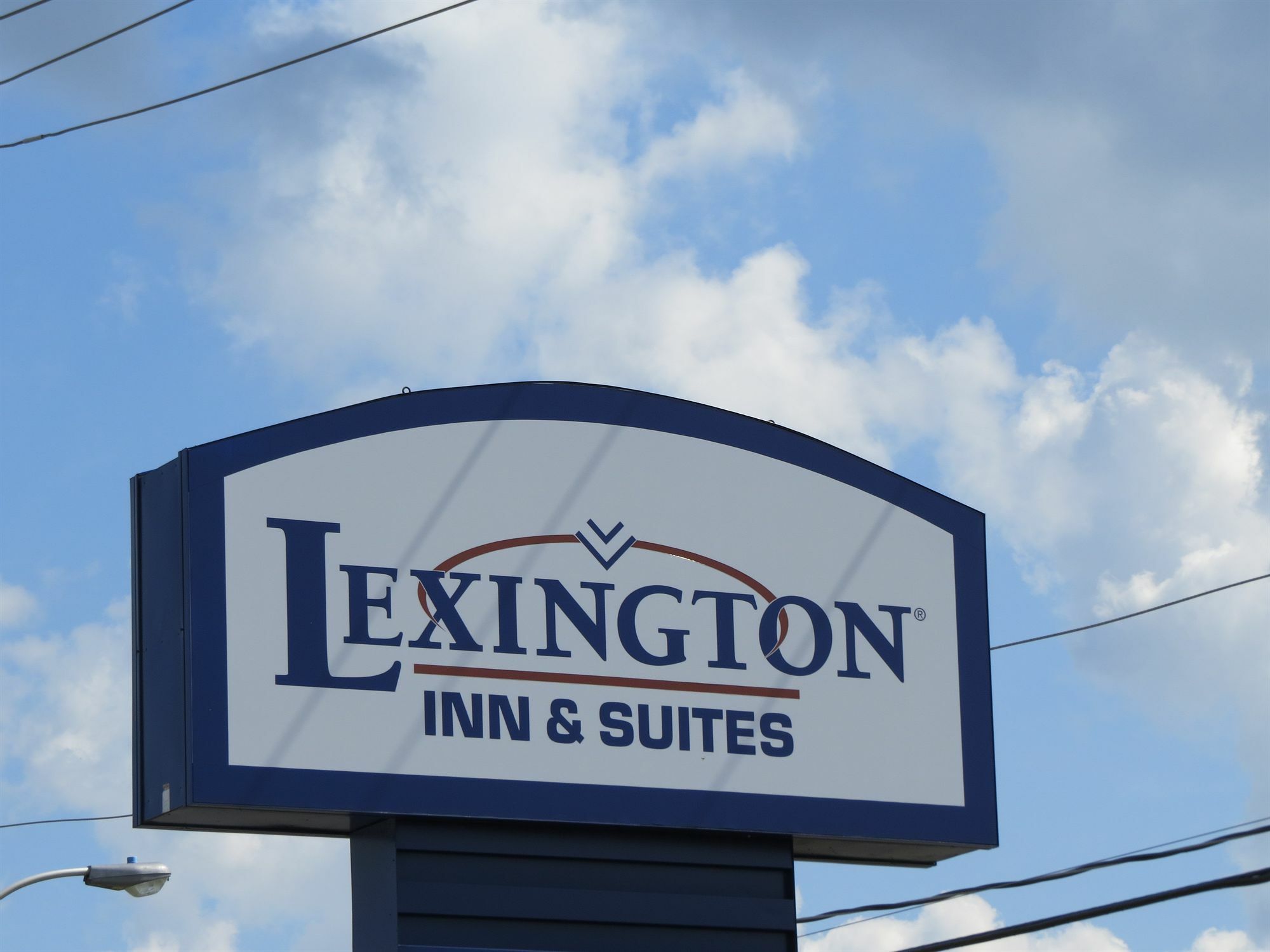 Lexington Inn & Suites-Windsor Kültér fotó